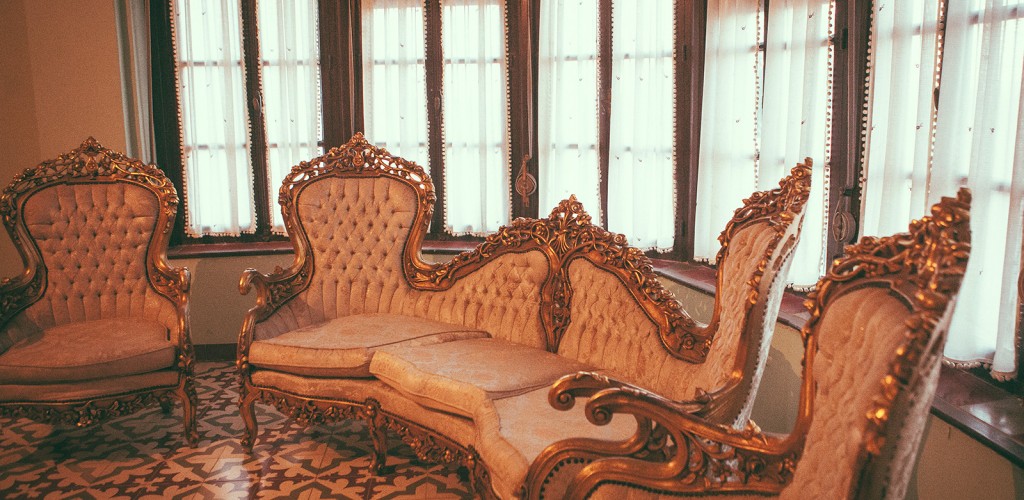 La Casa Señorial: El Corazón de la Finca